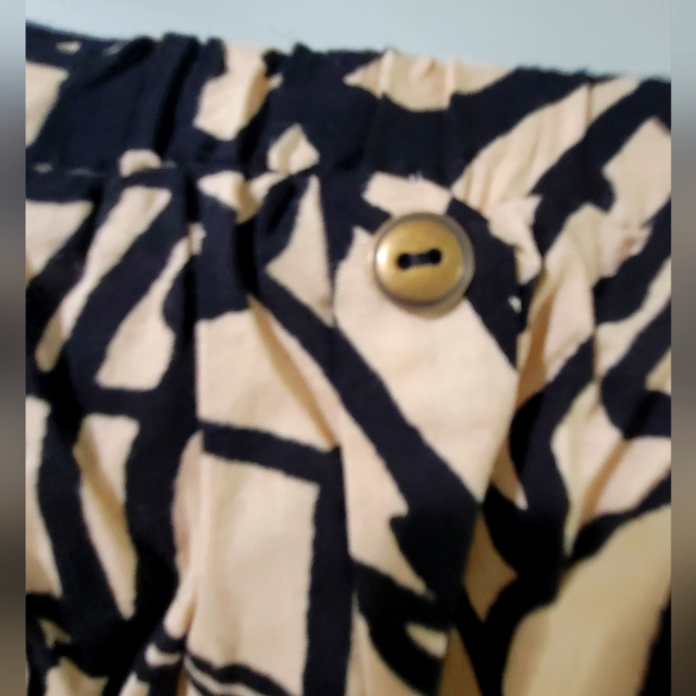 NWT GERIC New York Halter Romper. Sleeveless 1 Pc Shorts - Picture 3 of 6